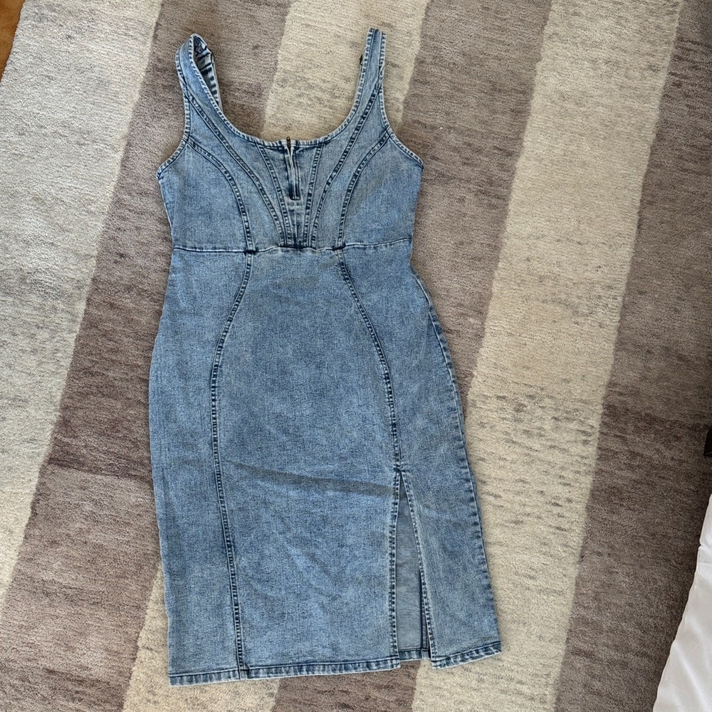 Chic Denim Midi Dress